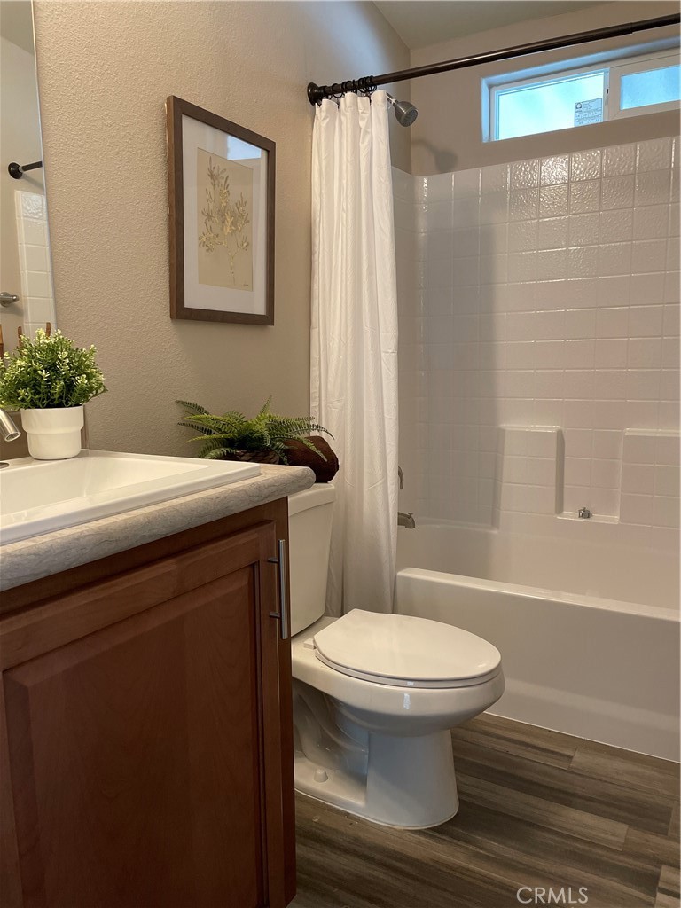 655 E Main Street 44