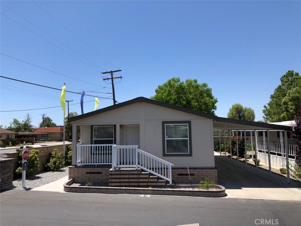 655 E Main Street 44