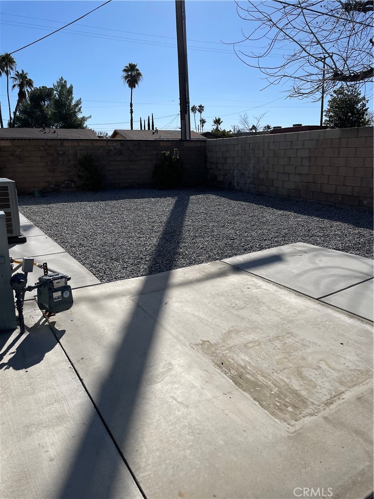 655 E Main Street 44