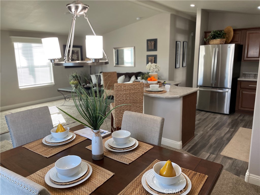 655 E Main Street 44