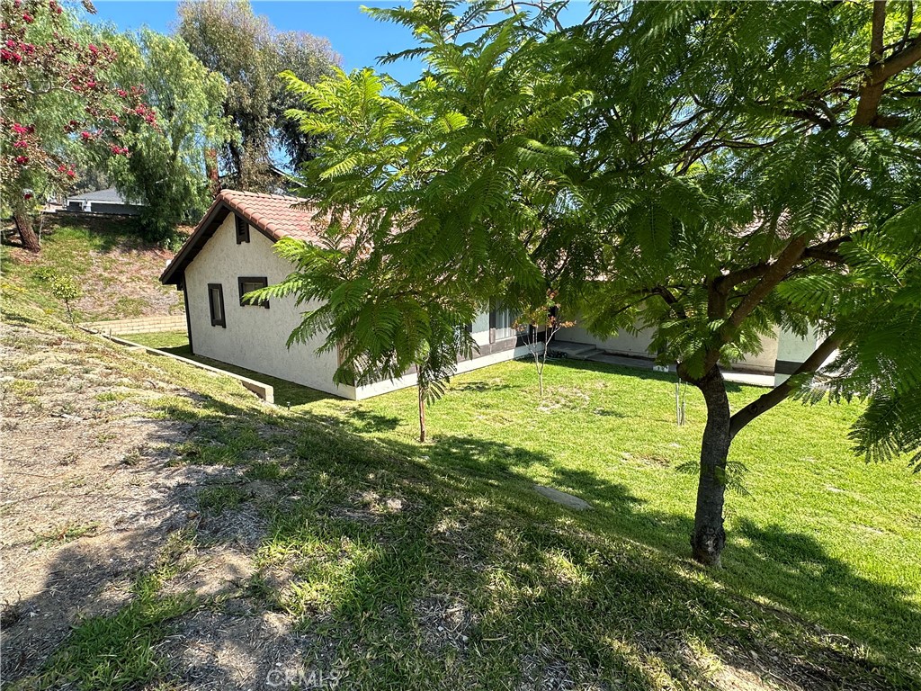 22461 Falconburn Way