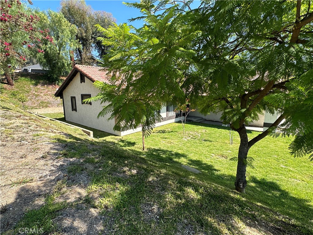 22461 Falconburn Way