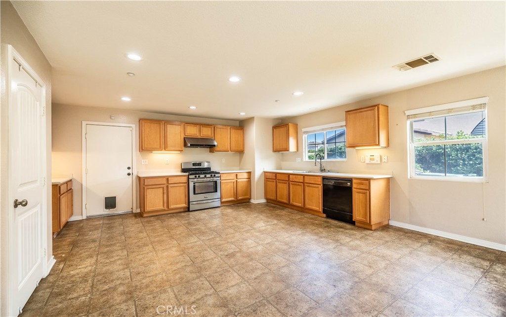 18269 Blue Sky Street