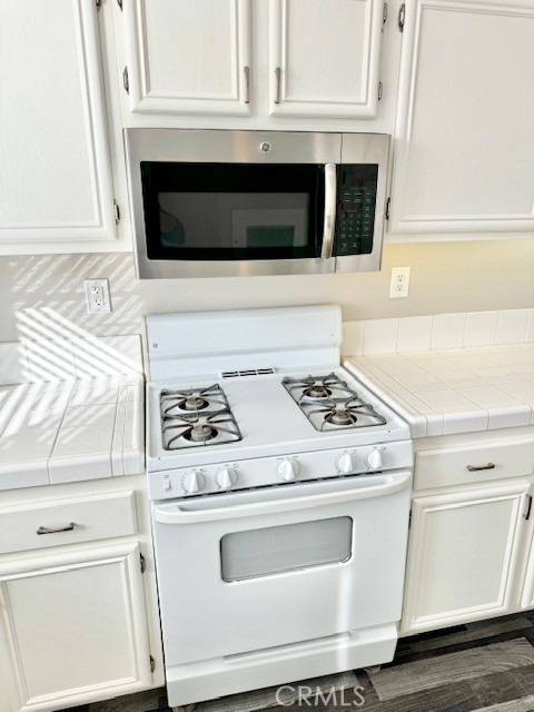 11904 Greenbluff Way