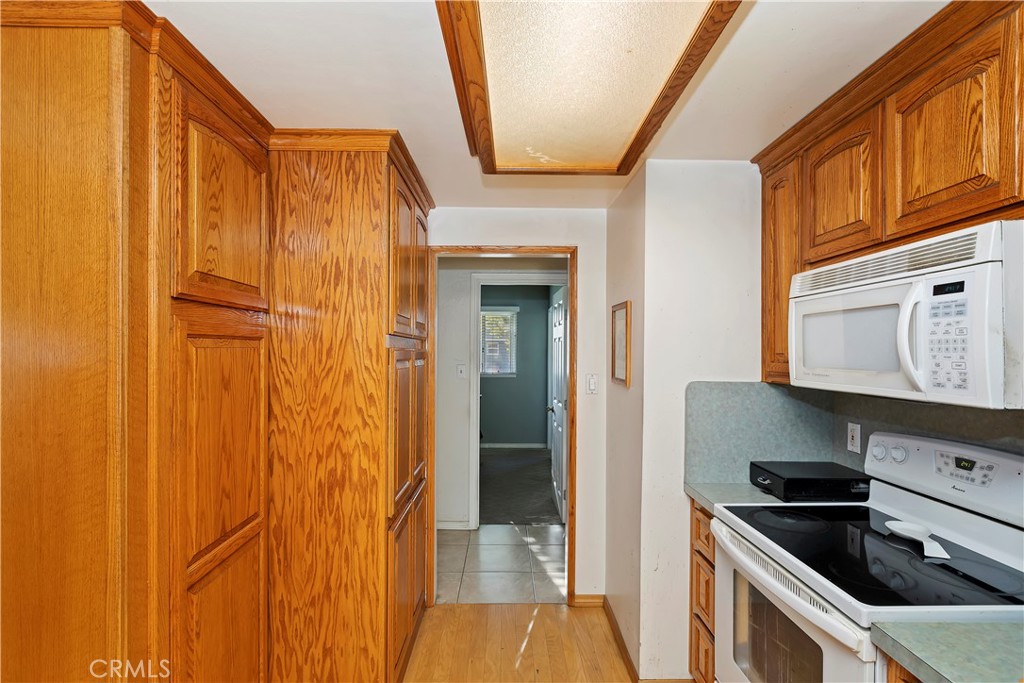 3475 Gilberto Avenue