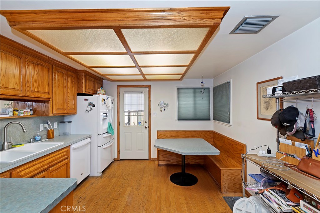 3475 Gilberto Avenue