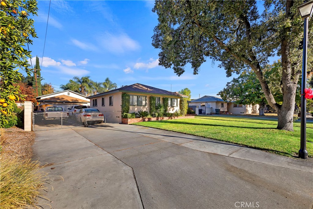 3475 Gilberto Avenue