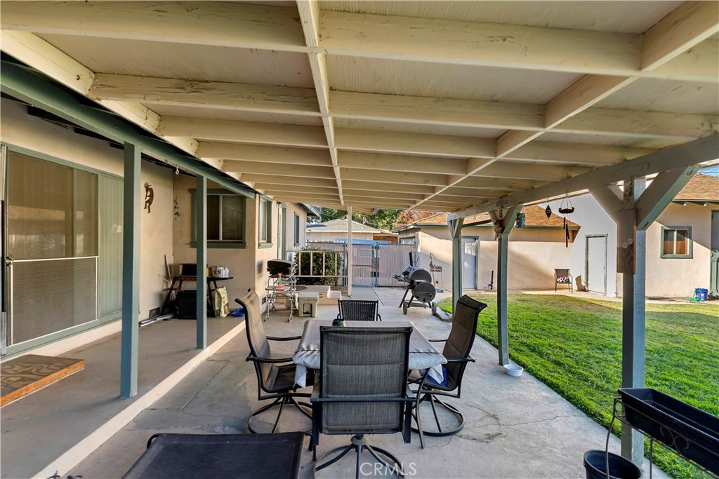 3475 Gilberto Avenue