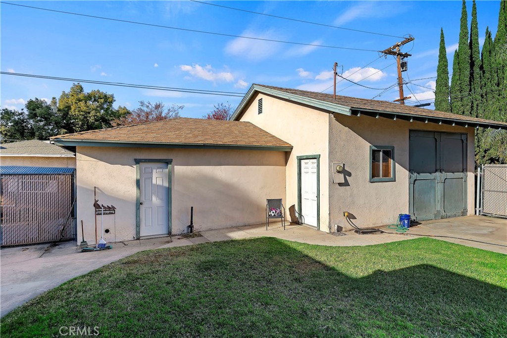 3475 Gilberto Avenue