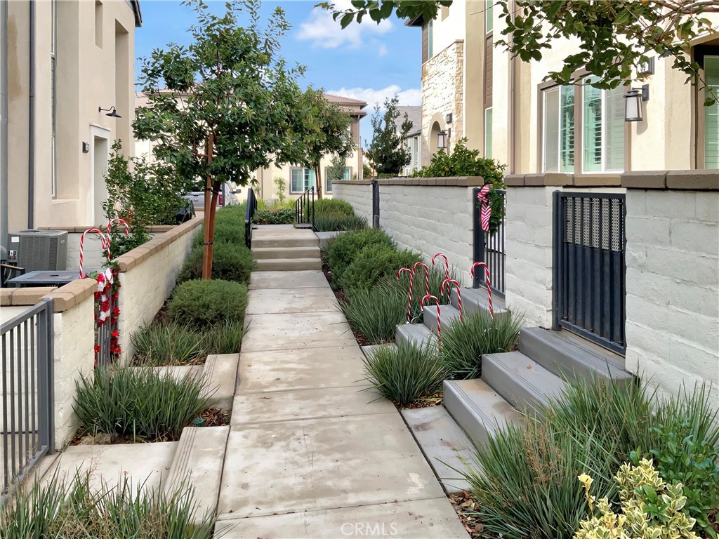 3885 S Oasis Paseo 61