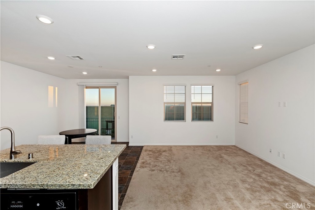 16502 Casa Grande Avenue 601