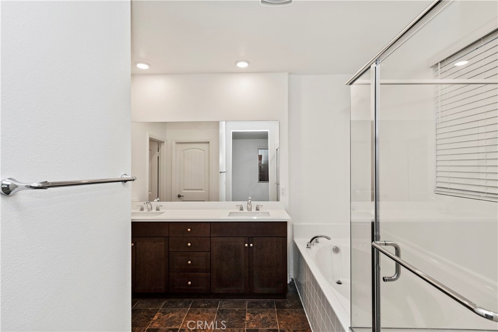 16502 Casa Grande Avenue 601