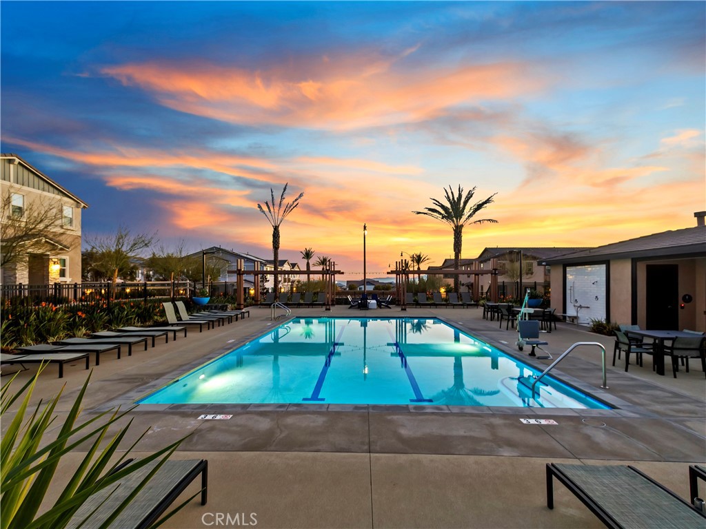 16502 Casa Grande Avenue 601