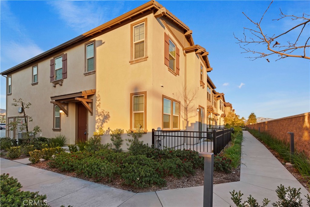 16502 Casa Grande Avenue 601