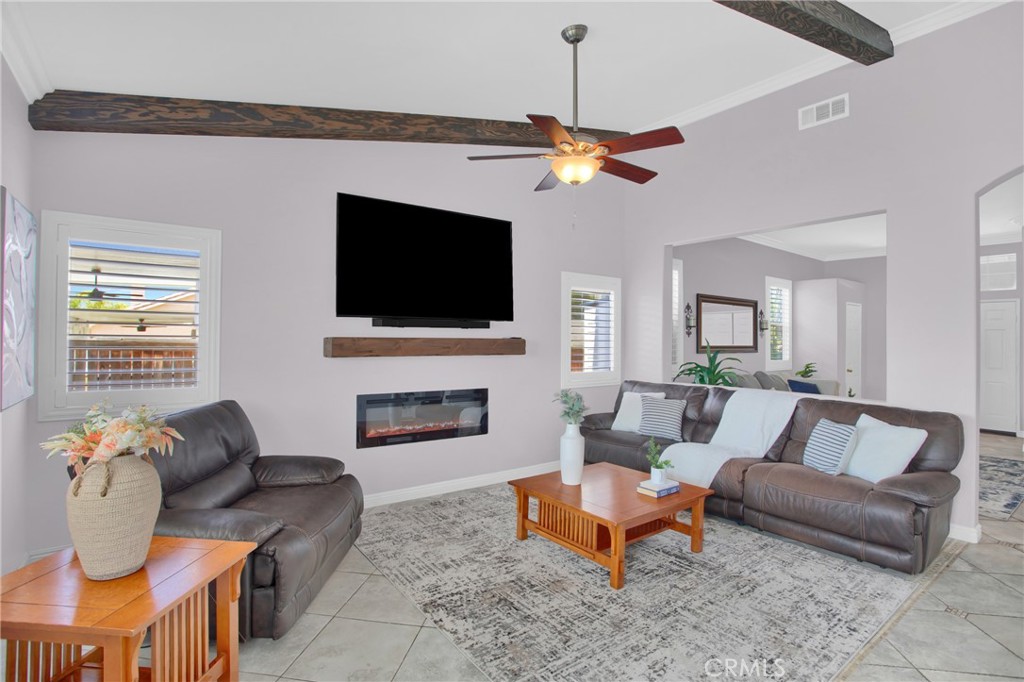 30413 Avenida Caylee