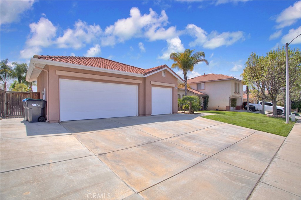 30413 Avenida Caylee