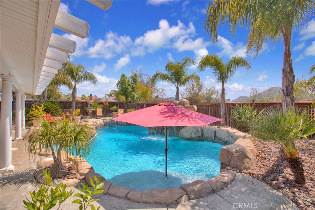 30413 Avenida Caylee