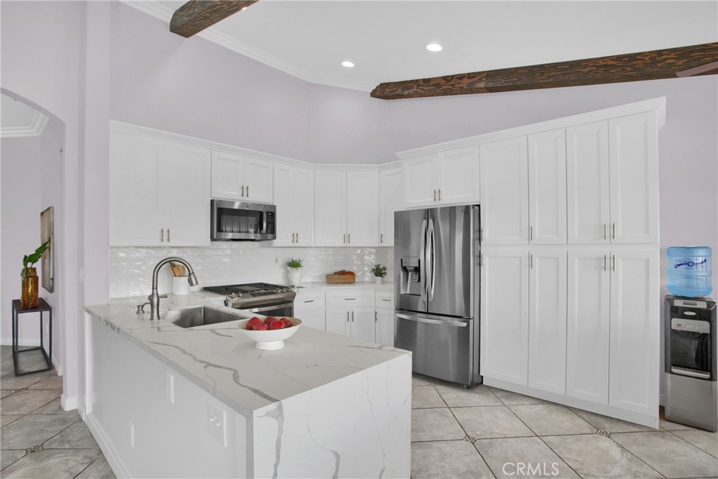 30413 Avenida Caylee