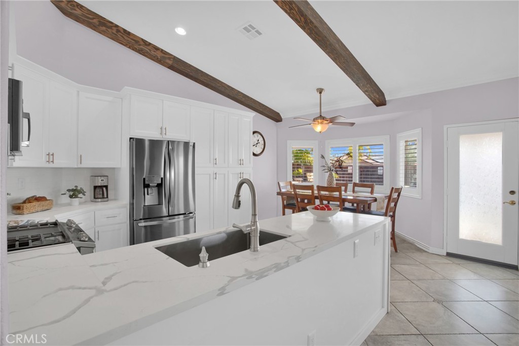 30413 Avenida Caylee