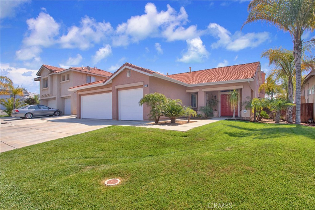 30413 Avenida Caylee