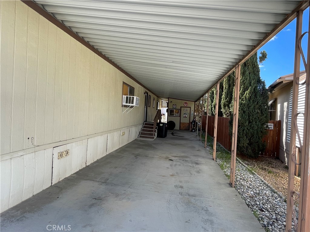 15252 Seneca Road 373