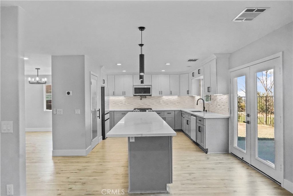 18446 Blue Sky Street