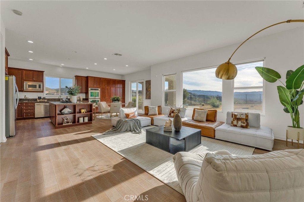 16749 Crescent Glen Court