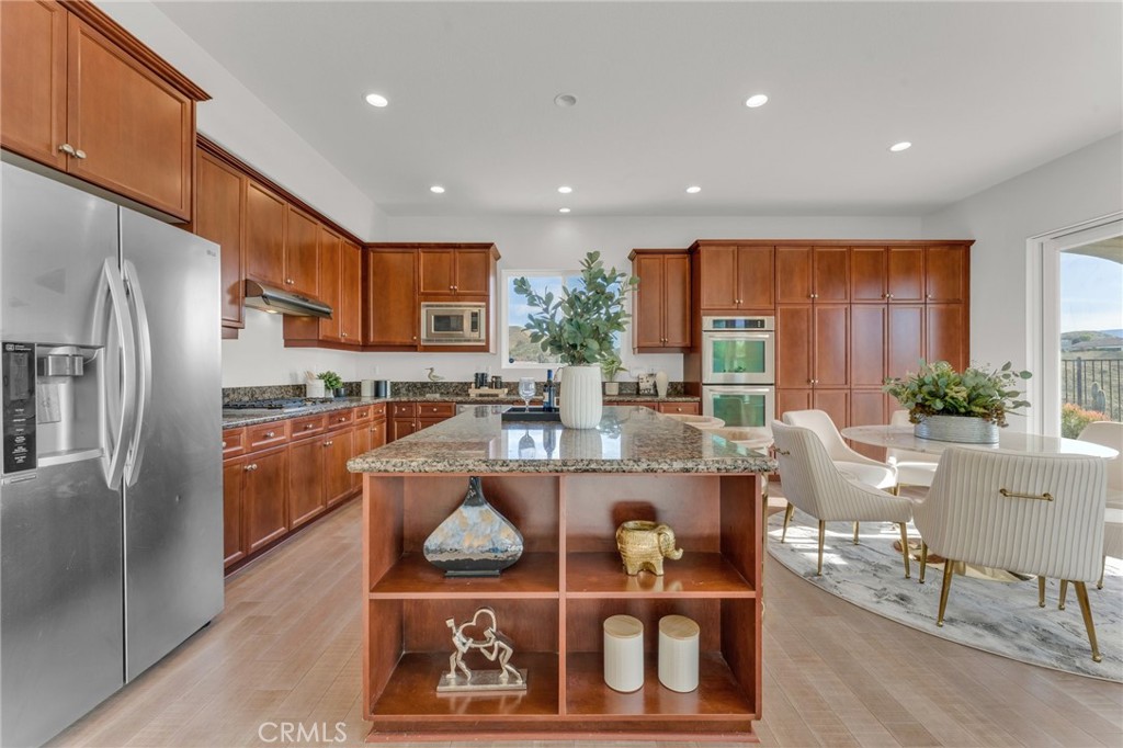 16749 Crescent Glen Court