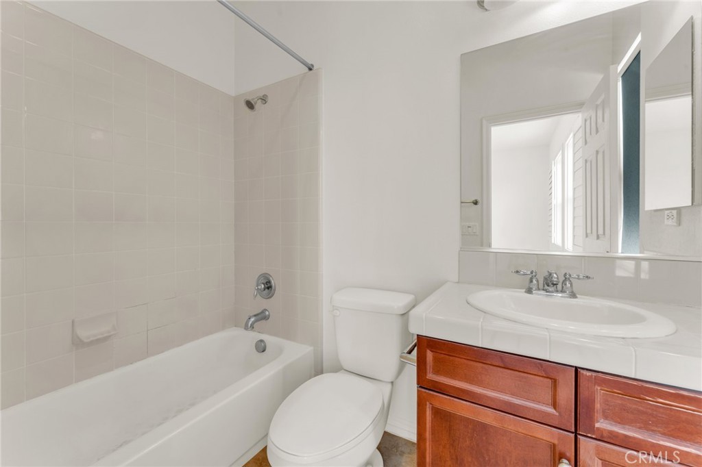 16749 Crescent Glen Court