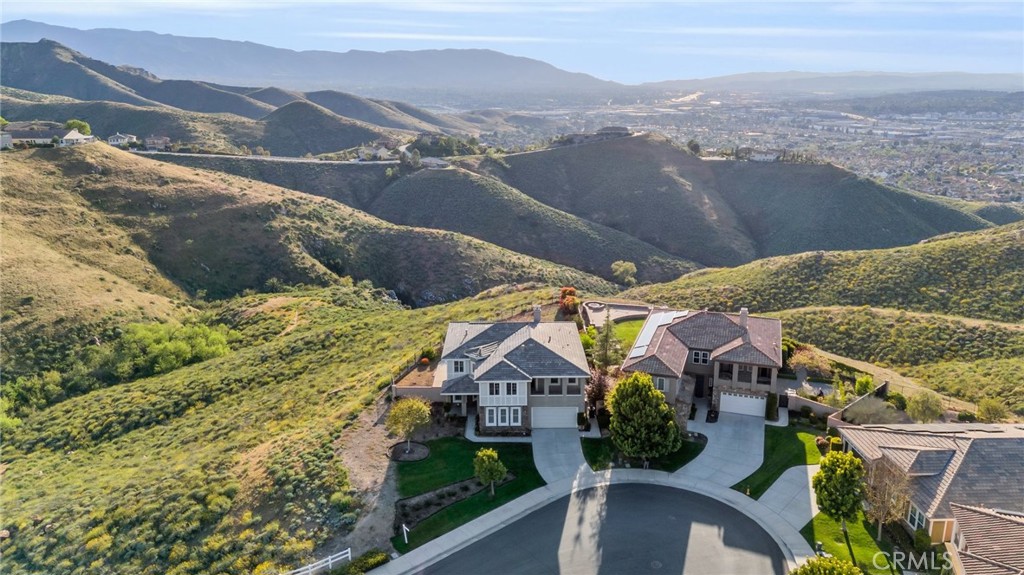 16749 Crescent Glen Court