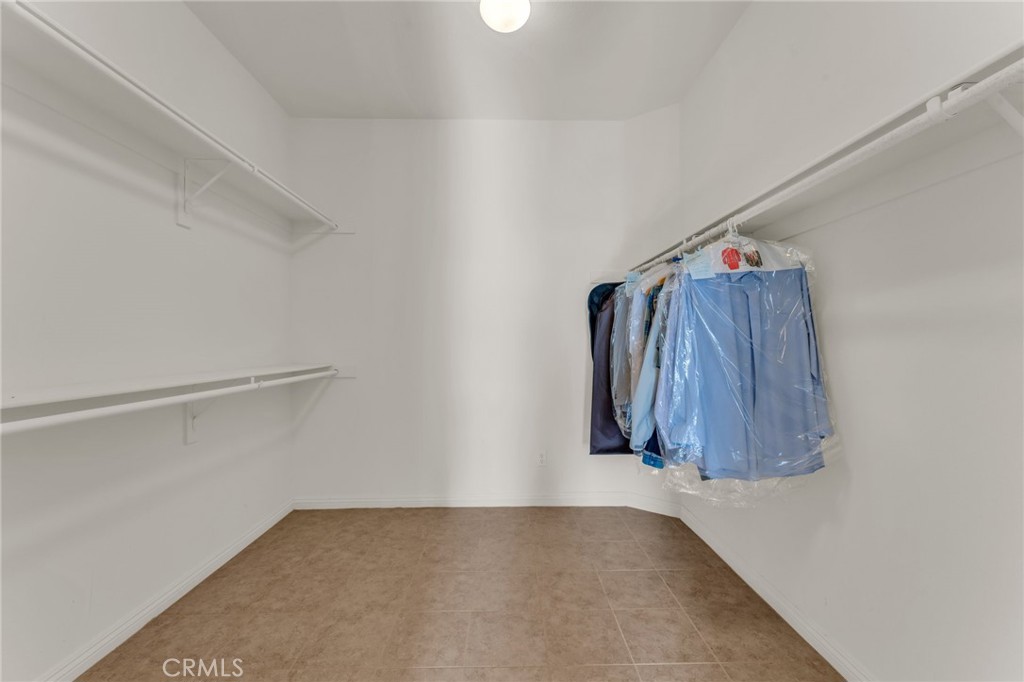 16749 Crescent Glen Court