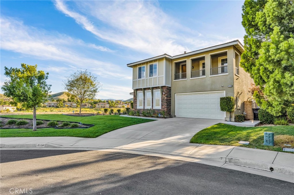 16749 Crescent Glen Court