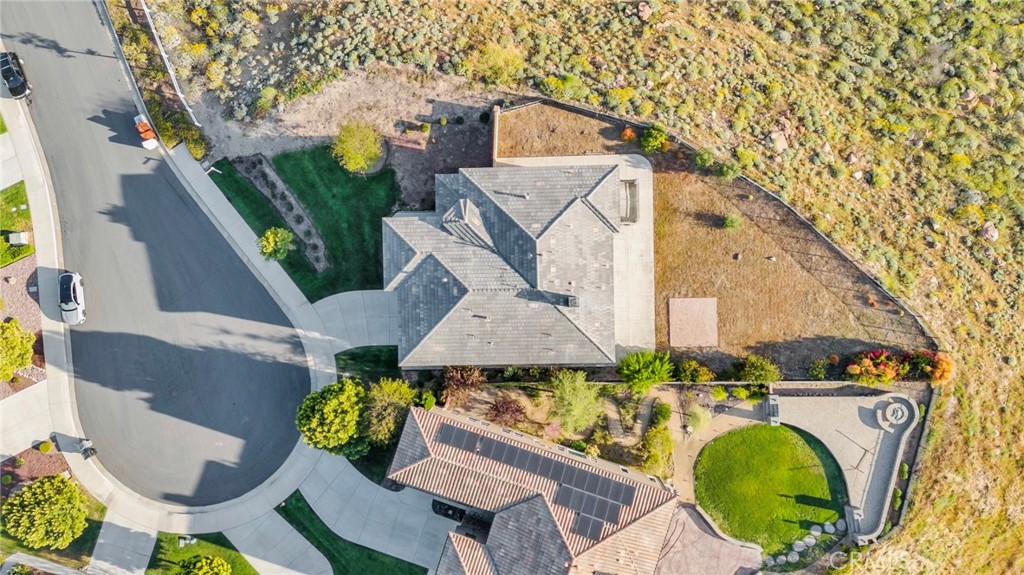 16749 Crescent Glen Court