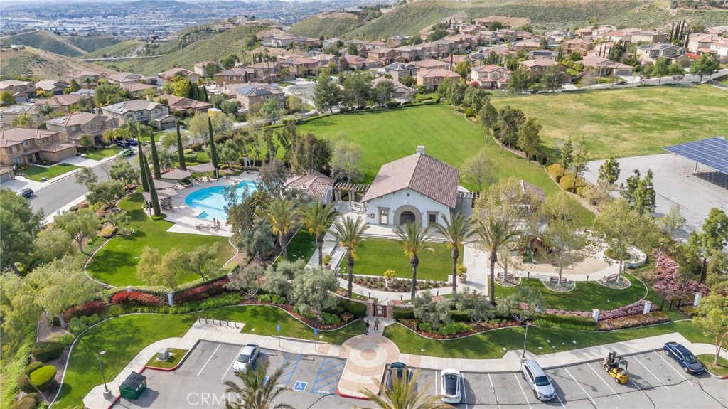 16749 Crescent Glen Court