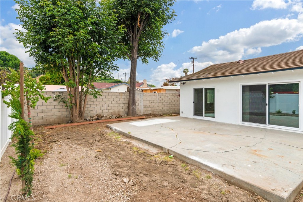 2300 S Stimson Avenue