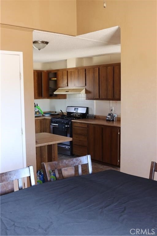 22175 National Trails