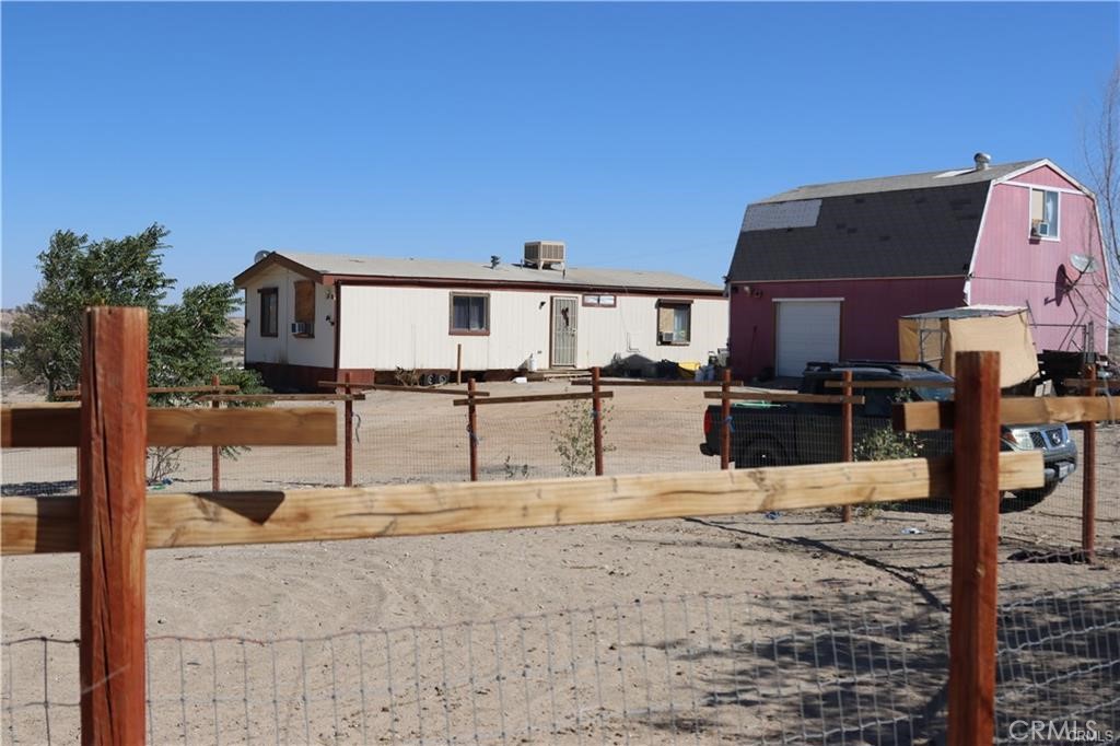 22175 National Trails