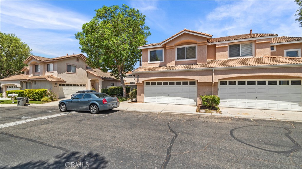 2215 Arabian Way