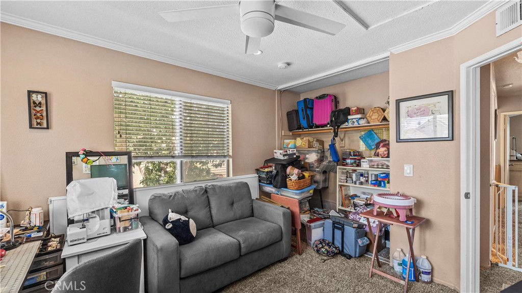 2215 Arabian Way