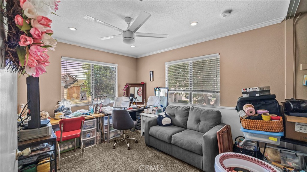 2215 Arabian Way