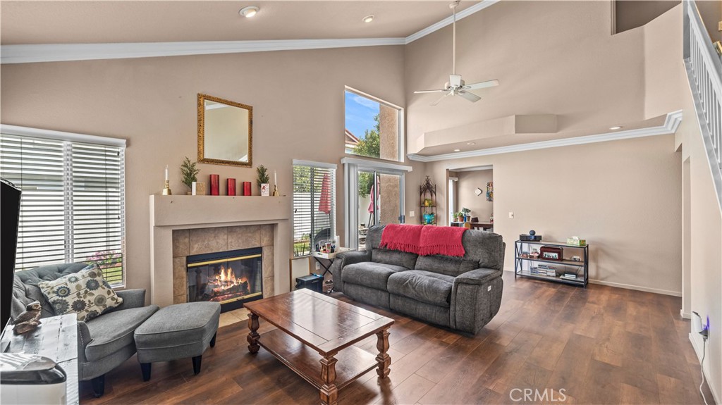 2215 Arabian Way
