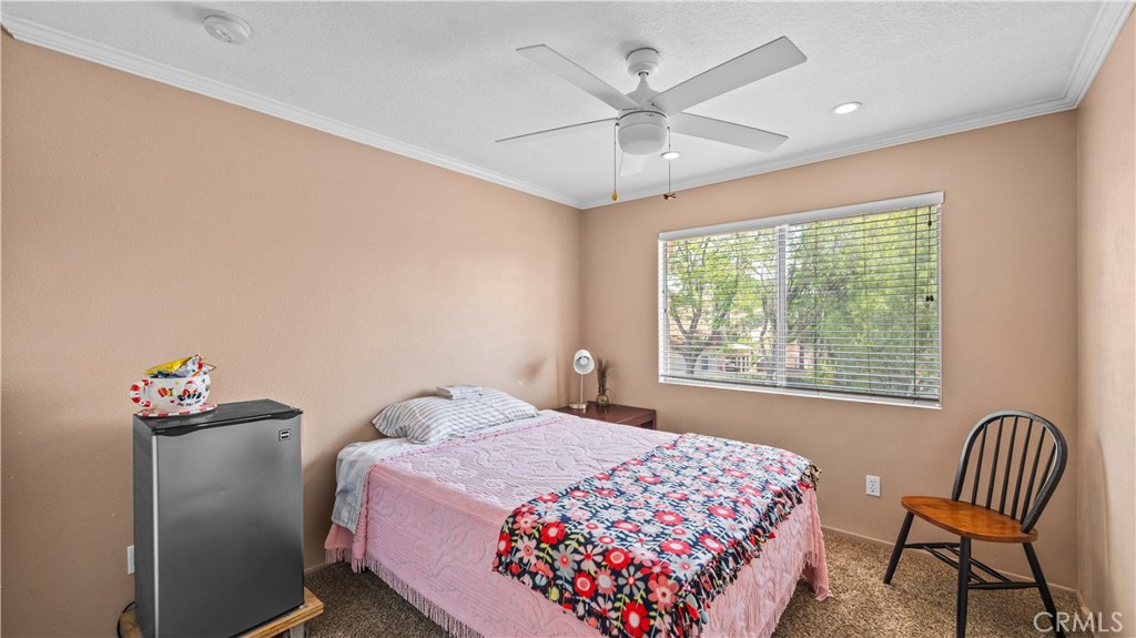 2215 Arabian Way