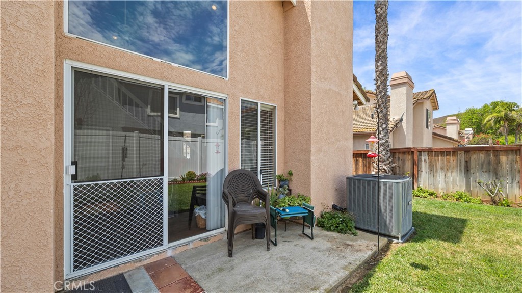2215 Arabian Way