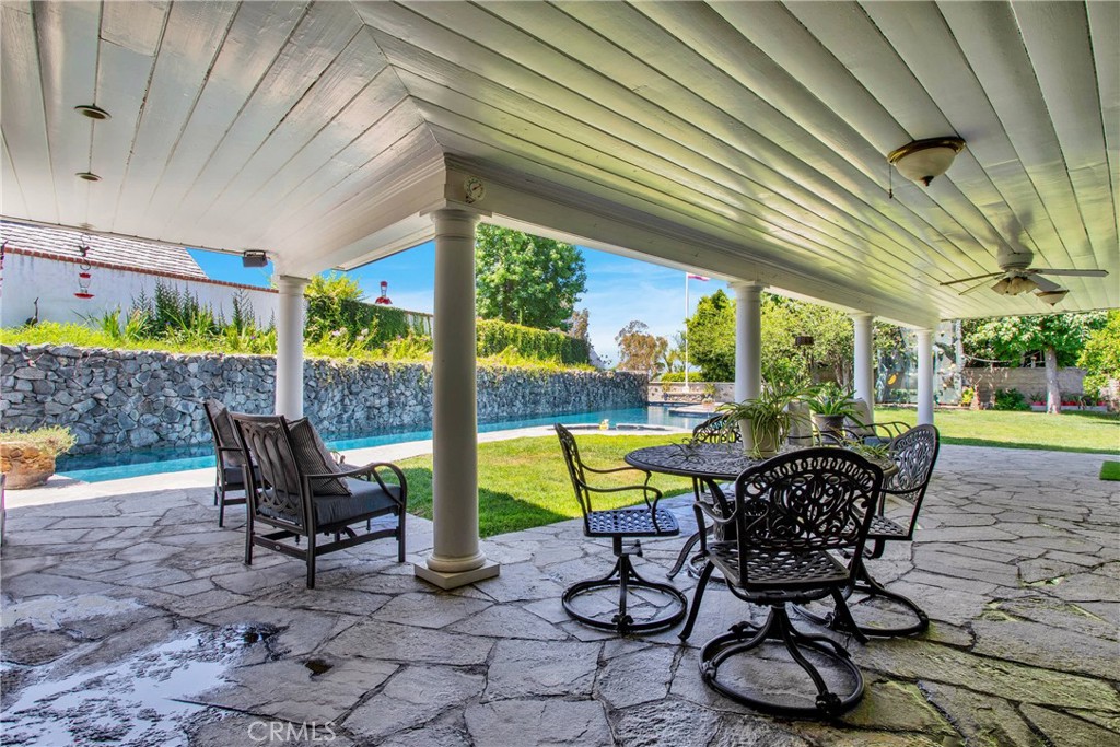 121 S Canyon Crest Drive