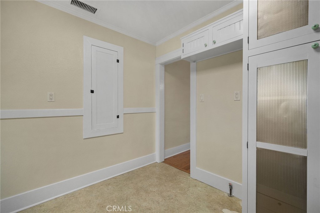 4426 University Avenue