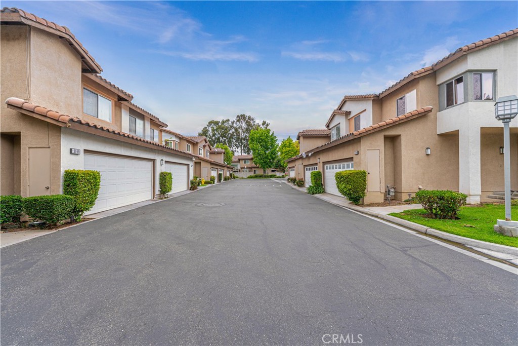 13084 Avenida Pescador