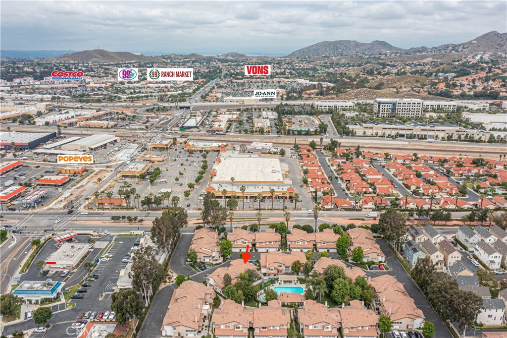 13084 Avenida Pescador