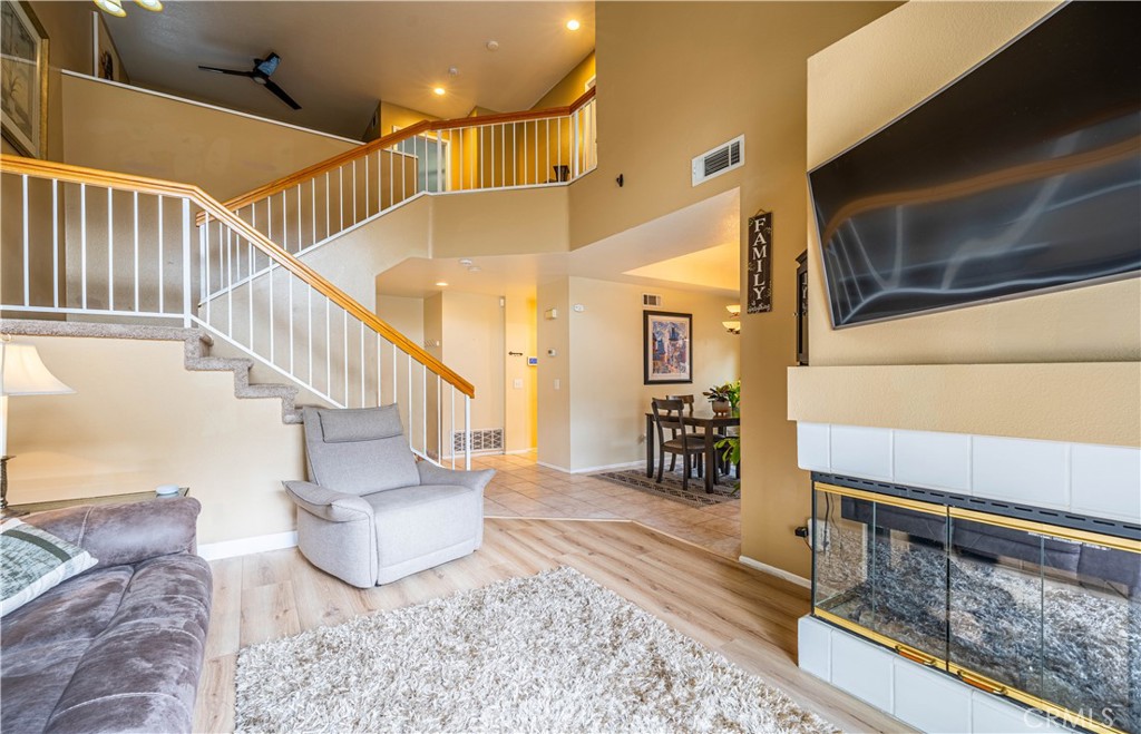 13084 Avenida Pescador