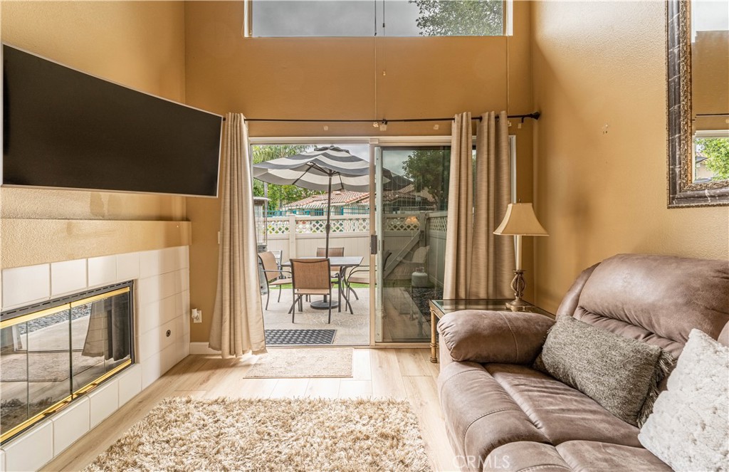 13084 Avenida Pescador