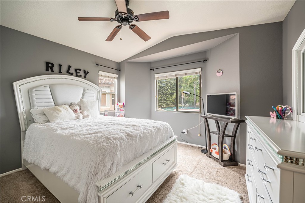 13084 Avenida Pescador